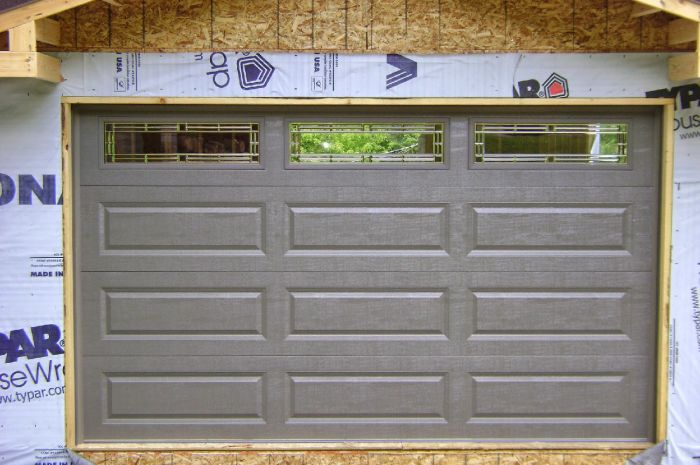 house with garage