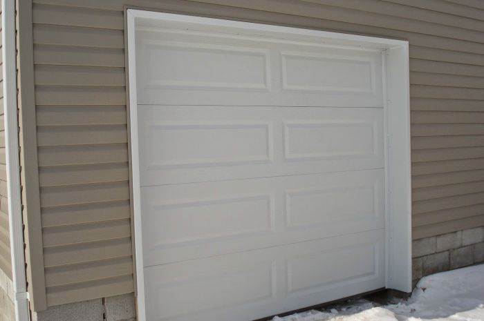 house with garage