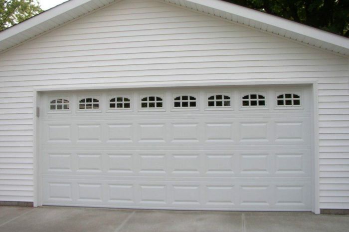 house with garage